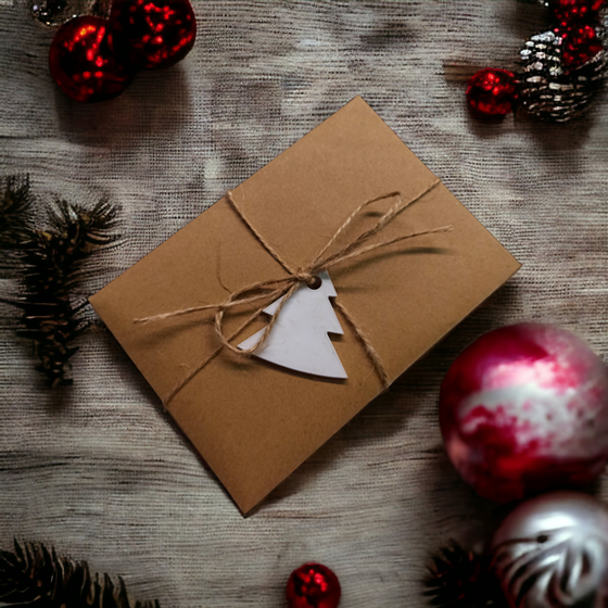 Świąteczny Bon Gwiazdkowy Kupon rabatowy Prezent na gwiazdkę Boże Narodzenie podarunkowy na pieniądze karta podarunkowa VOUCHER życzenia drewniane na 18 30 40 50 Urodziny (4)