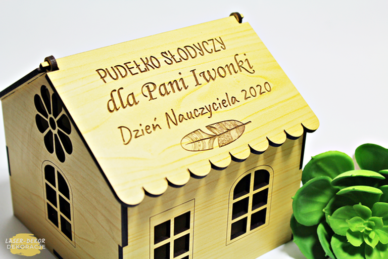 DZIEŃ NAUCZYCIELA szkoła DOMEK NA SŁODYCZE pudełko upominek dla wychowawcy dyrektora (4)
