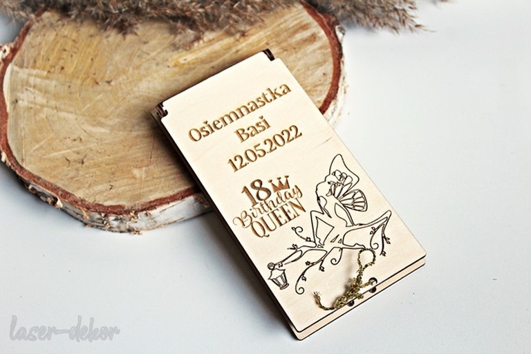  ETUI na PIENIĄDZE 18 urodziny OSIEMNASTKA dla królowej pudełko z życzeniami drewniane retro prezent dla niej (4)