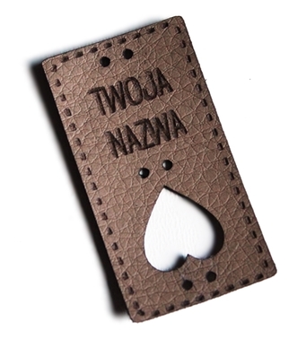Naszywki wszywki ze sercem TWOJA NAZWA 5,5x3,5 rękodzieło handmade do szycia akcesoria ekoskóra