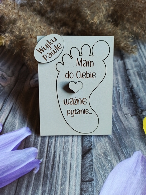 Czy zostaniesz moim CHRZESTNYM stópki zapytanie prośba pytanie o chrzest szare dla chrzestnego (2)