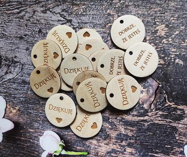 Zawieszka dwustronna drewniane metki HANDMADE rękodzieło oznaczanie wyrobów podziękowanie za zakup metka zawieszki DZIĘKUJĘ ŻE JESTEŚ (2)